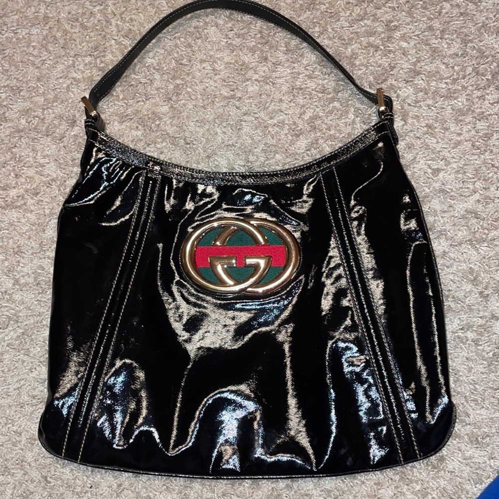 Gucci vintage patent shoulder bag